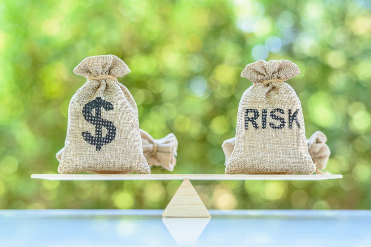 A Guide to Successfully Navigating Foreign Exchange Risks in 2024